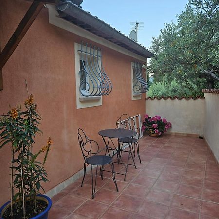 Bed and Breakfast Bastide des Oliviers à Moustiers-Sainte-Marie Extérieur photo